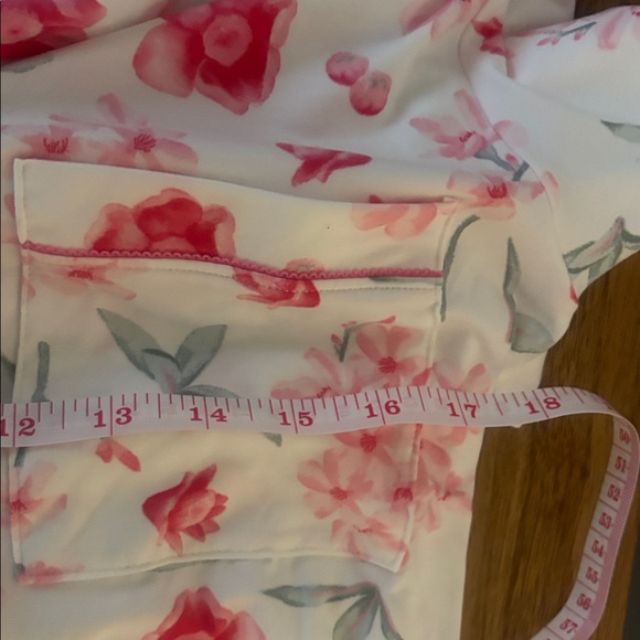 La Vie en Rose Women’s Pajama Set - Pink and White - Picture 4 of 5